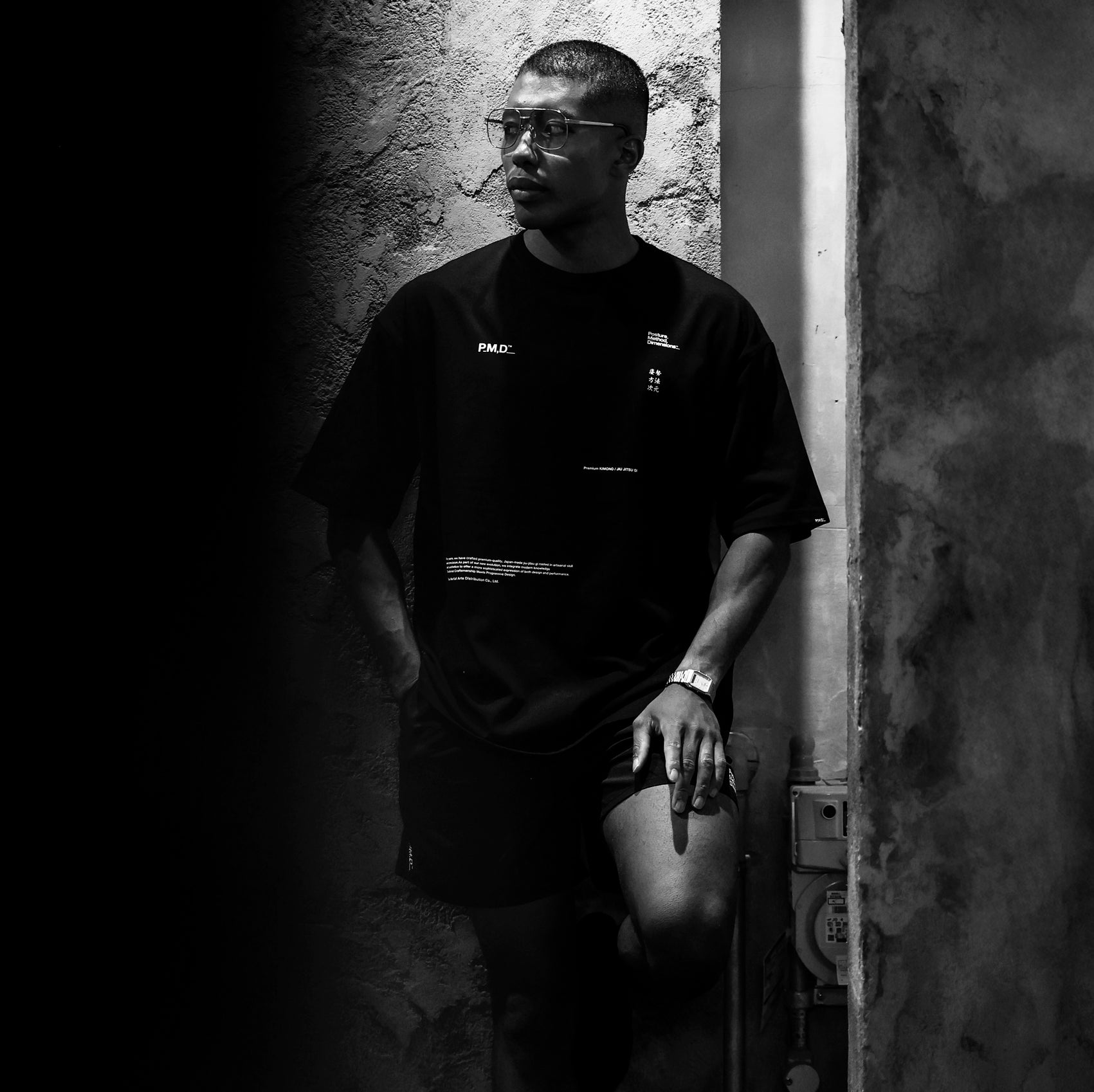 POSTURE SIGNATURE TEE